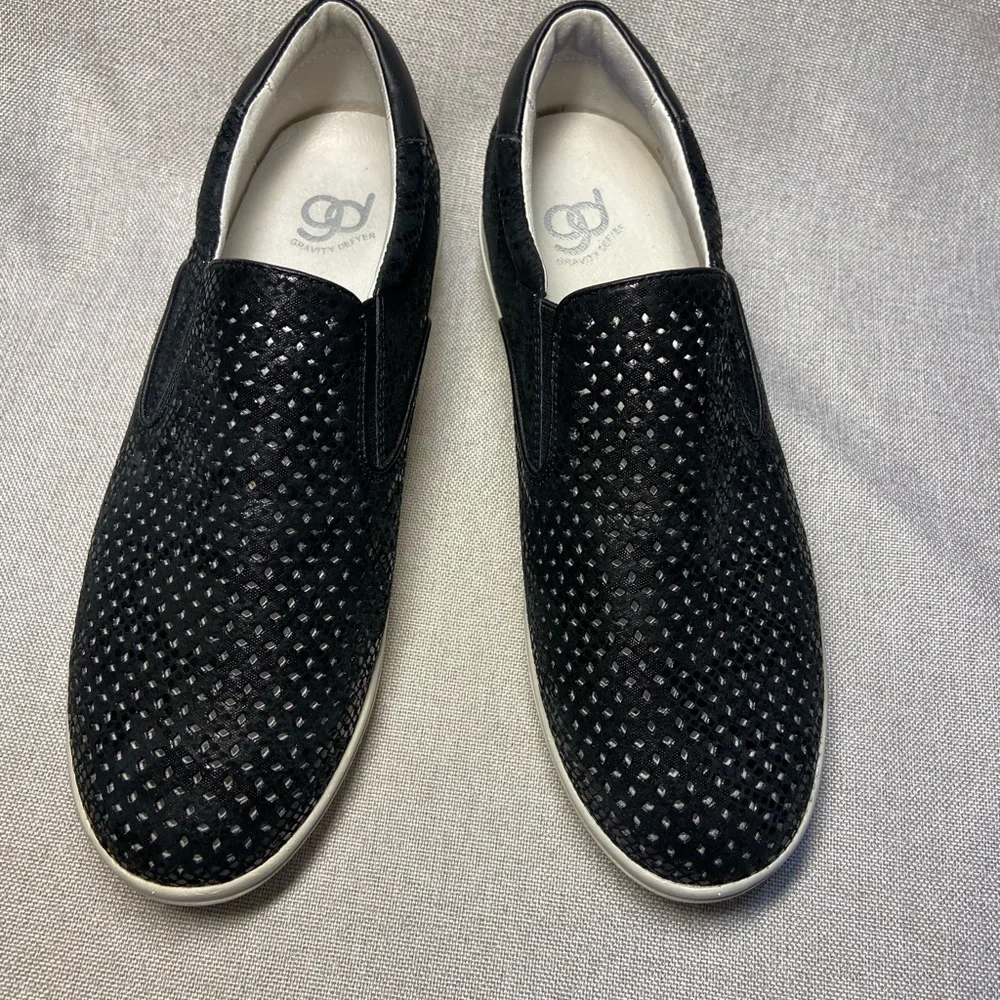 - Women's Clara Casual Flats. Leather Size USA 10W